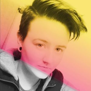 Meet your Posher, Logan